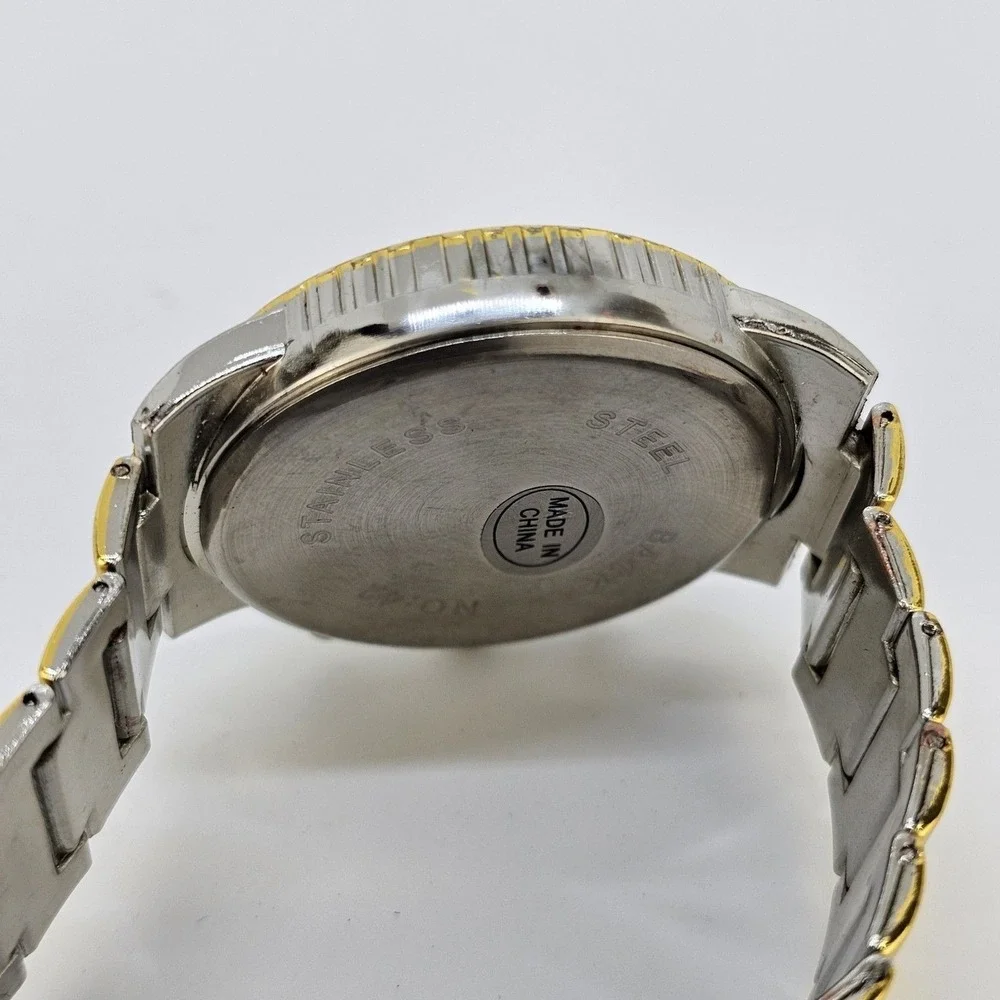 Mens Watch 45MM Gray Dial Gold Bezel Gold Gray Band 7.5